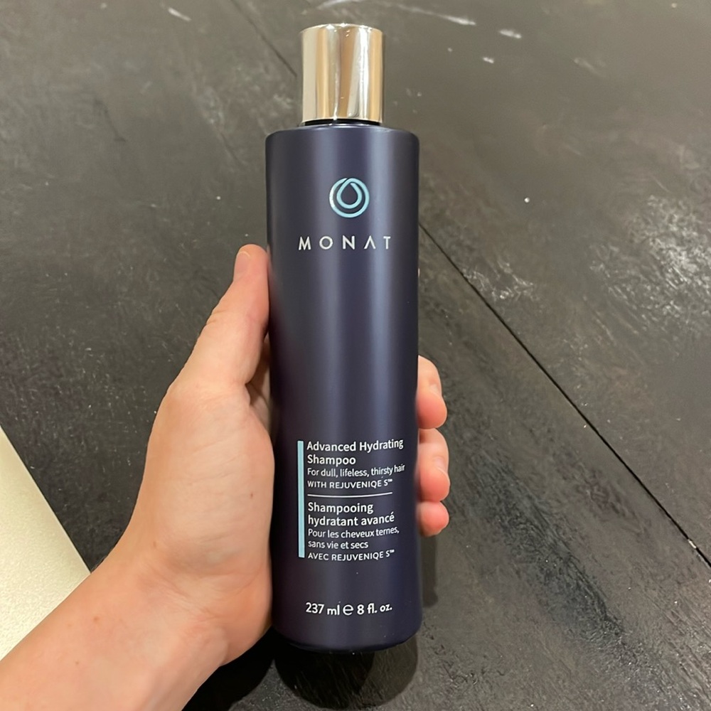 Monat Advanced Hydrating Shampoo
